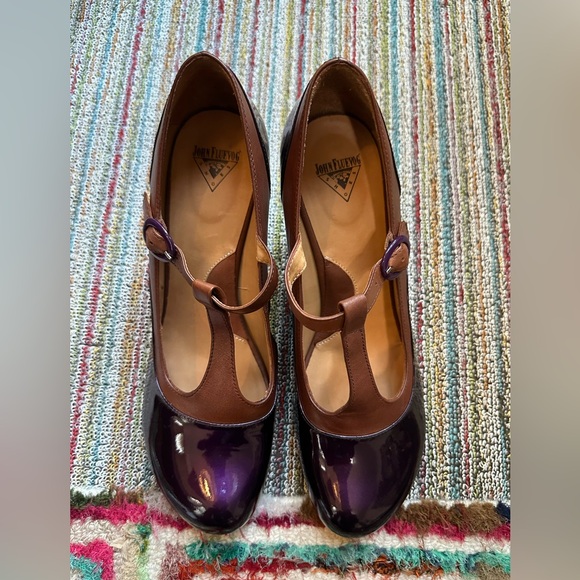 Fluevog LIKE NEW/BOX Bellevue Laura Evans patent burgundy/brown T-strap heel-8.5 - Picture 8 of 16